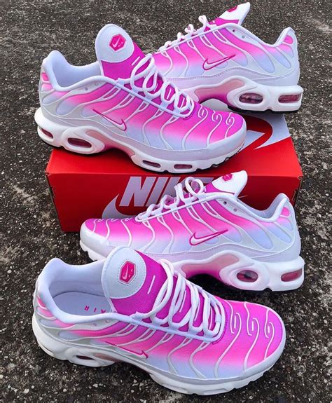 Nike tns women's